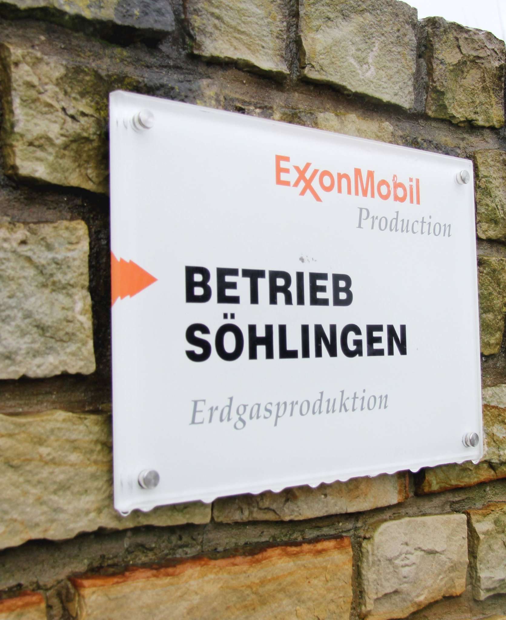 Der Bau einer Reststoffbehandlungsanlage auf dem Exxon-Mobil-Gelände in Söhlingen ist vorerst gestoppt. 