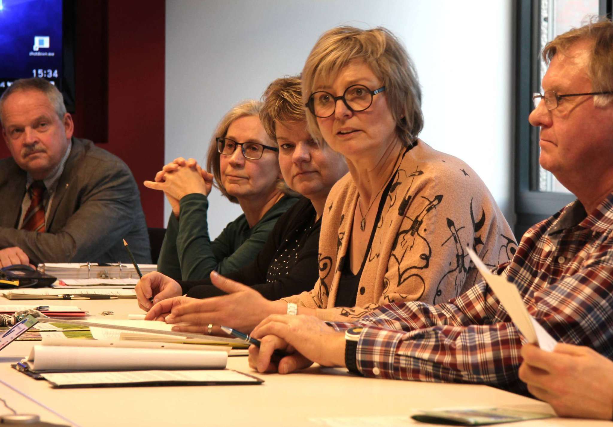 Helga Straube (Mitte) wies die Kritikpunkte von Manfred Radtke entschieden zurück. Unterstützung bekam sie dabei von Andreas Weber (links). Foto: Nina Baucke