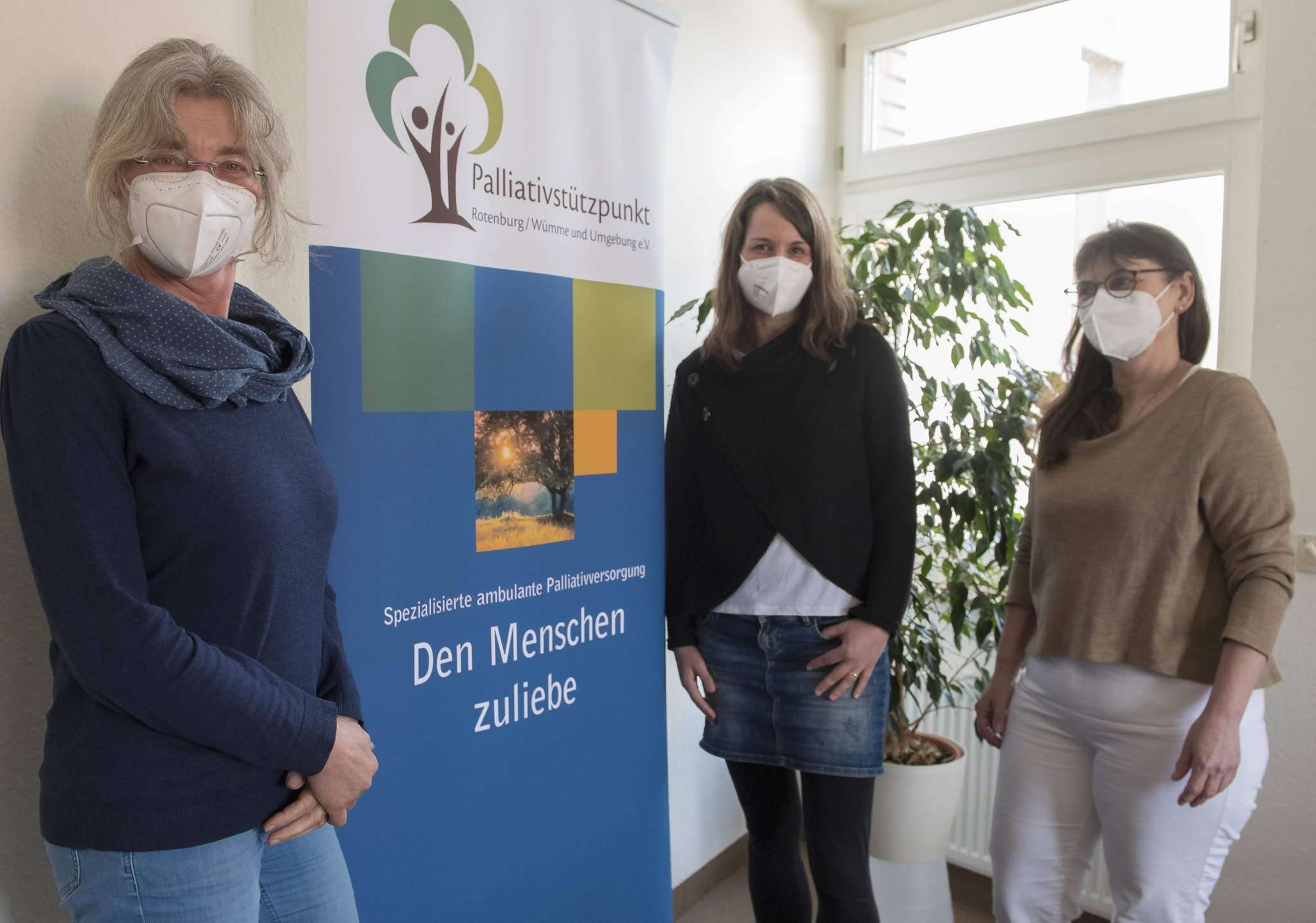 Annette Ehmer-Schulte (von links), Anja Lohmann und Marion Wieden engagieren sich für ein selbstbestimmtes Sterben in Würde. 