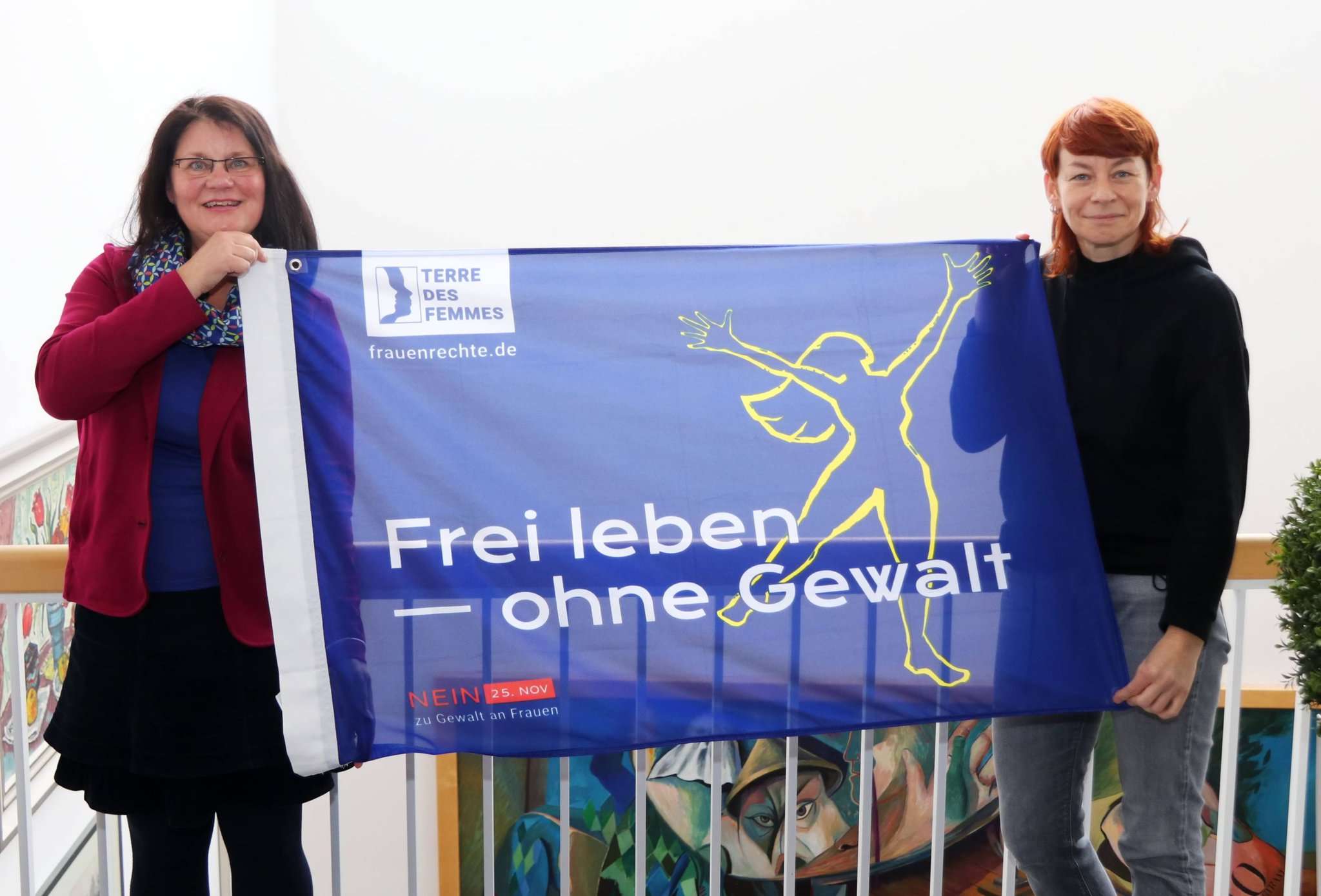 Angela Hesse (l.) und Kerstin Blome wollen zum Internationalen Tag gegen Gewalt an Frauen auf die Situation der Opfer aufmerksam machen. Foto: Baucke