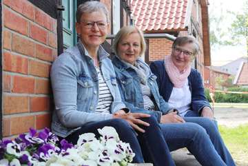 Sabine Holsten und Petra Janßen sind die neue Ortsvertretung der Landfrauen  VON NINA BAUCKE
