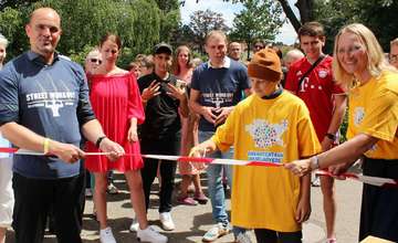 Eröffnung des Visselhöveder Jugendzentrums  Viele Helfer und Spender