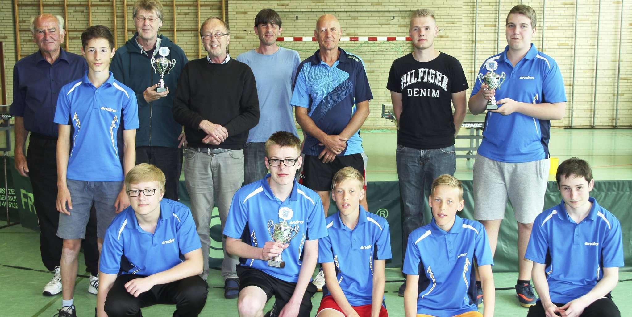 Haben die Saison als Meister beendet: Tischtennis-Asse aus Ottersberg.