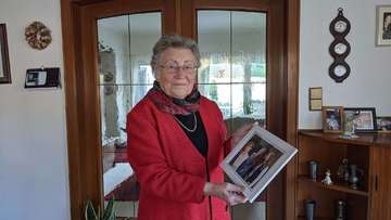 Gisela Reinhart blickt auf 90 bewegte Jahre zurück  VON PETRA HOLTHUSEN