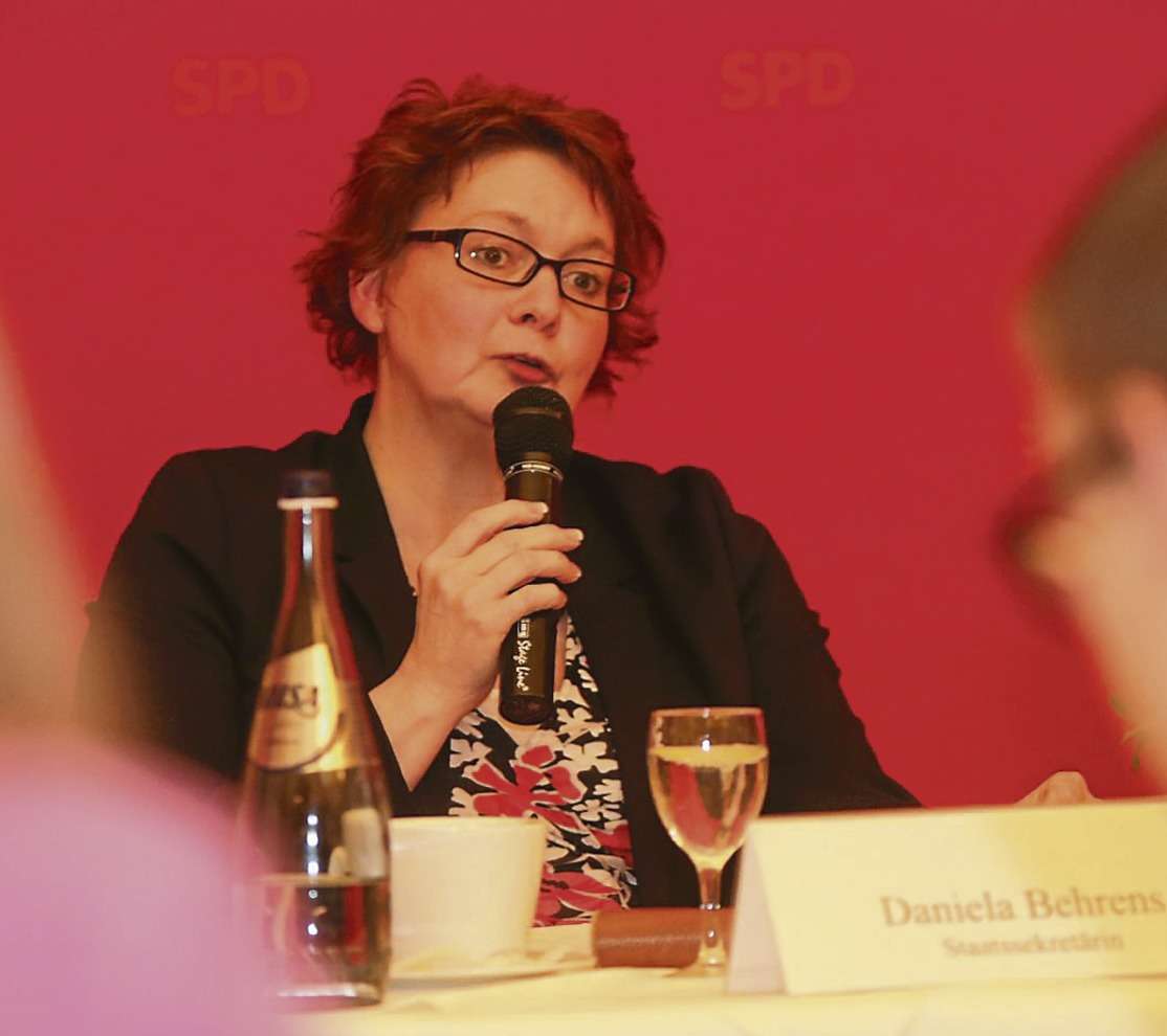 Staatssekretärin Daniela Behrens sprach über die aktuelle Bildungs- und Arbeitsmarktpolitik in Niedersachsen. 