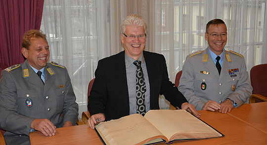   Jörg Krause (von links), Ralf Goebel und Sascha Blankenburg blickten auf eine harmonische Ära zurück               Foto: Trautmann